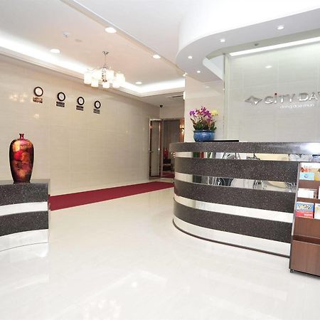 Global Inn Seoul Dongdaemun City Days Inn מראה חיצוני תמונה