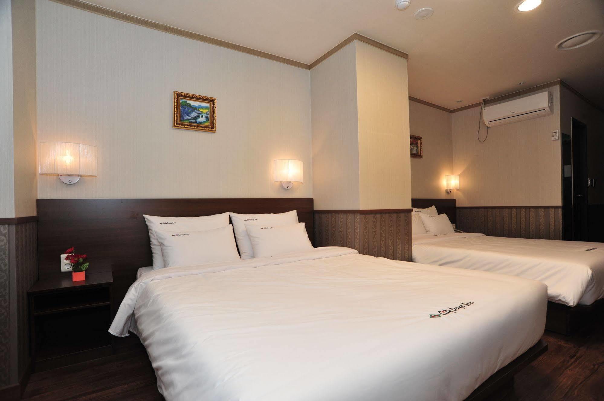 Global Inn Seoul Dongdaemun City Days Inn מראה חיצוני תמונה