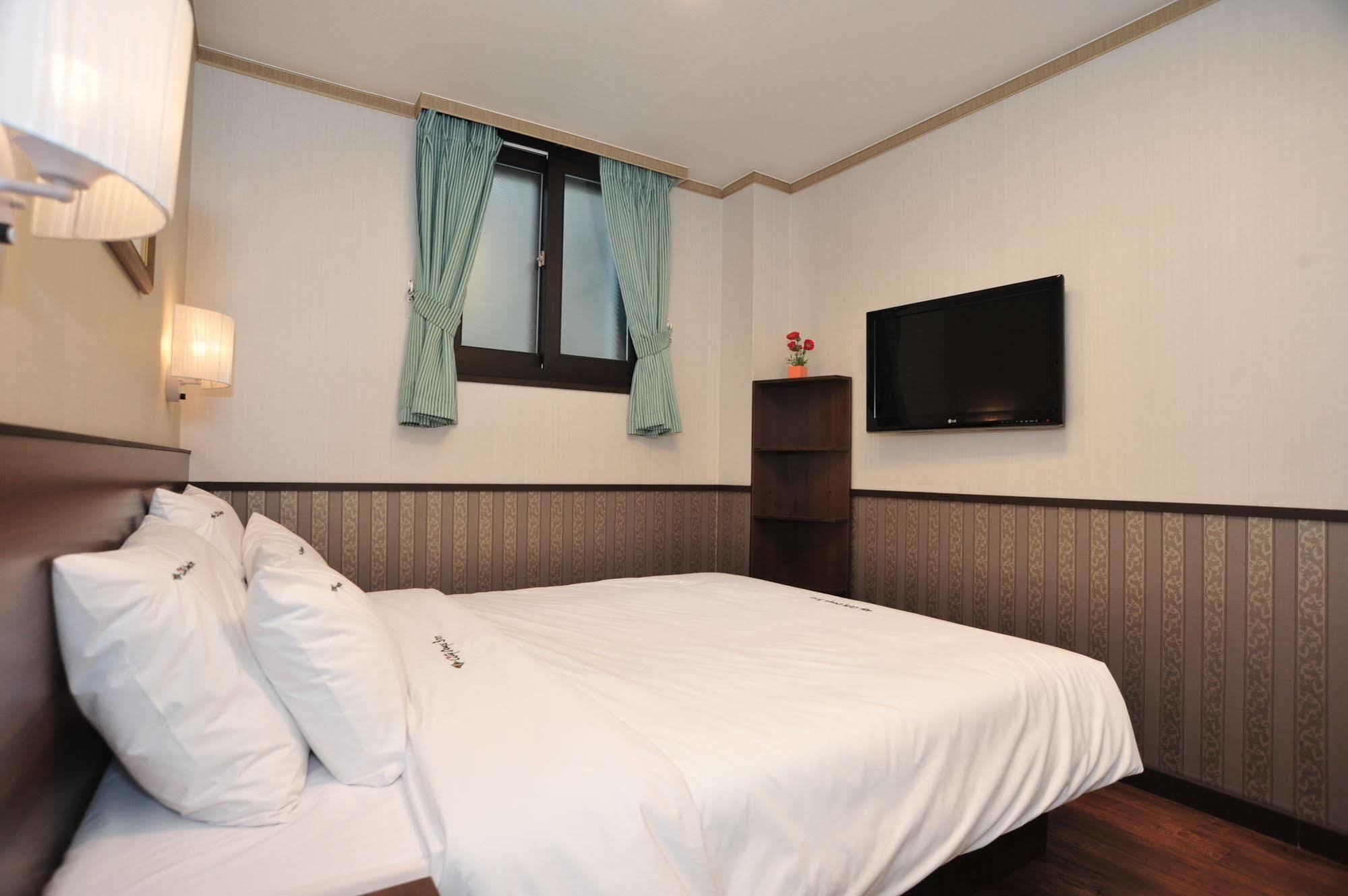 Global Inn Seoul Dongdaemun City Days Inn מראה חיצוני תמונה