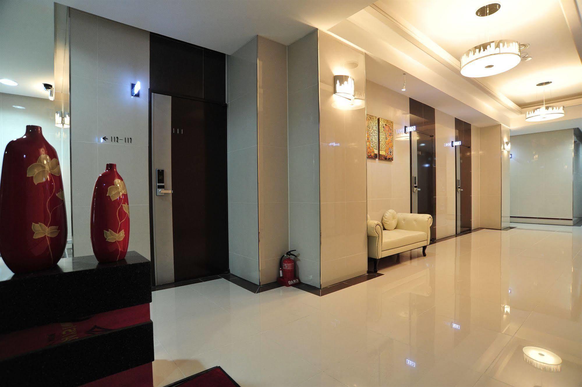 Global Inn Seoul Dongdaemun City Days Inn מראה חיצוני תמונה