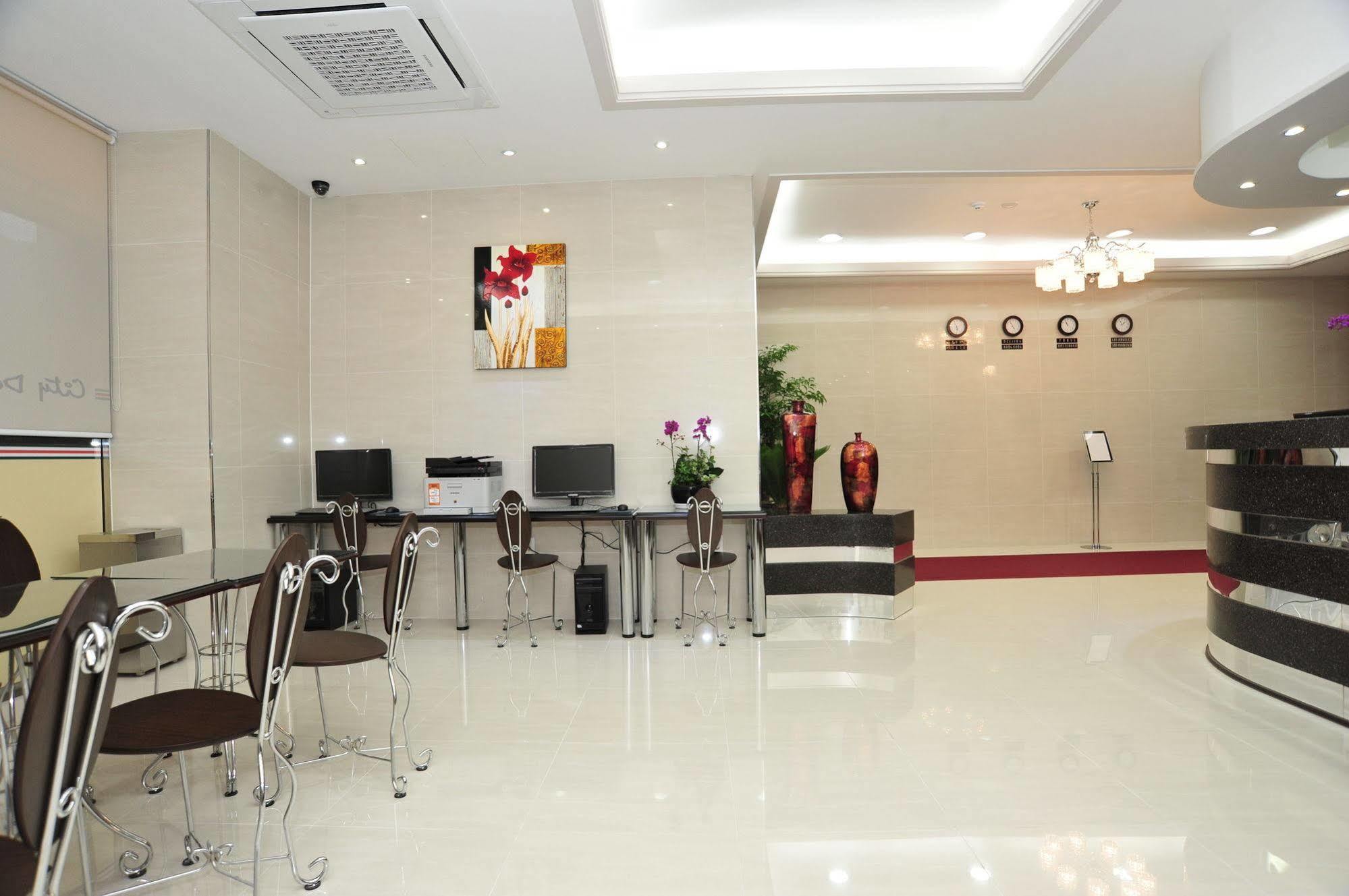 Global Inn Seoul Dongdaemun City Days Inn מראה חיצוני תמונה